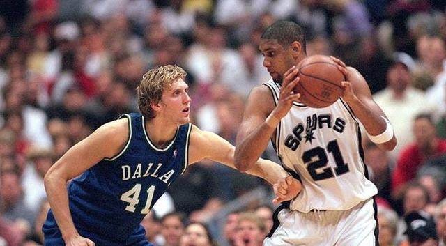 记者：切尔西引进奥莫罗迪翁交易尚未完全告吹，但可能性不大